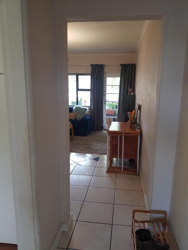 To Let 2 Bedroom Property for Rent in Kenilworth Western Cape
